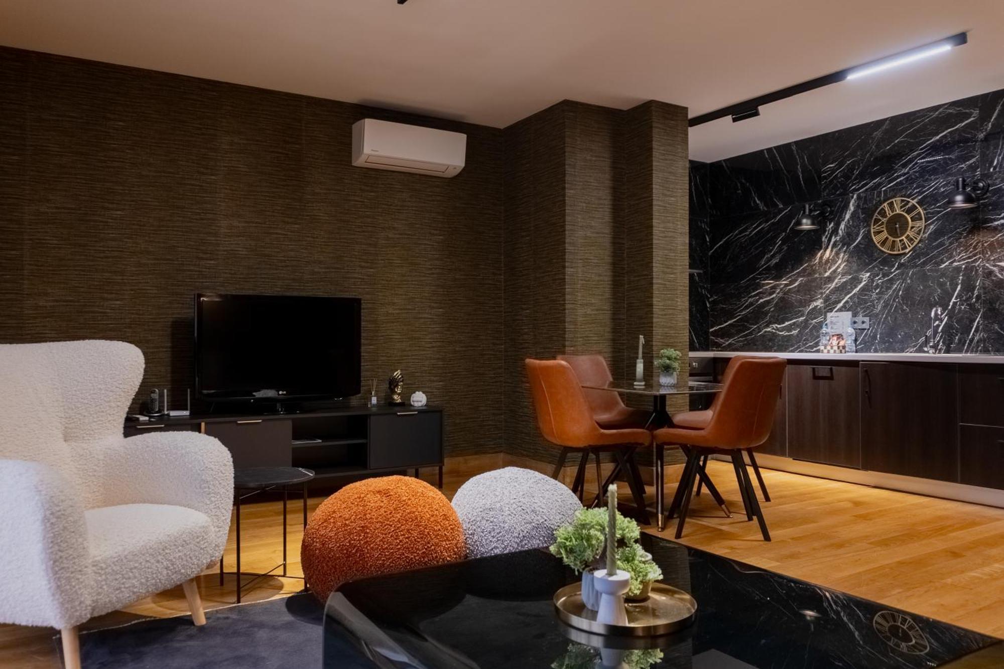 Capital City Center Apart Residence Plovdiv Exterior foto