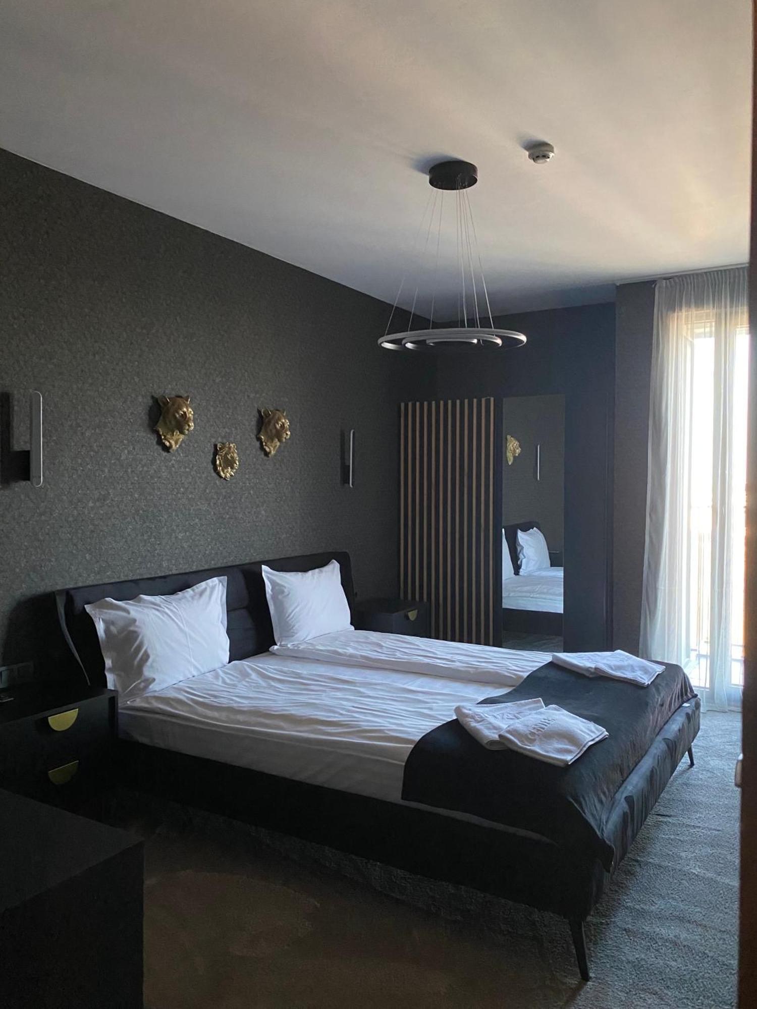 Capital City Center Apart Residence Plovdiv Exterior foto