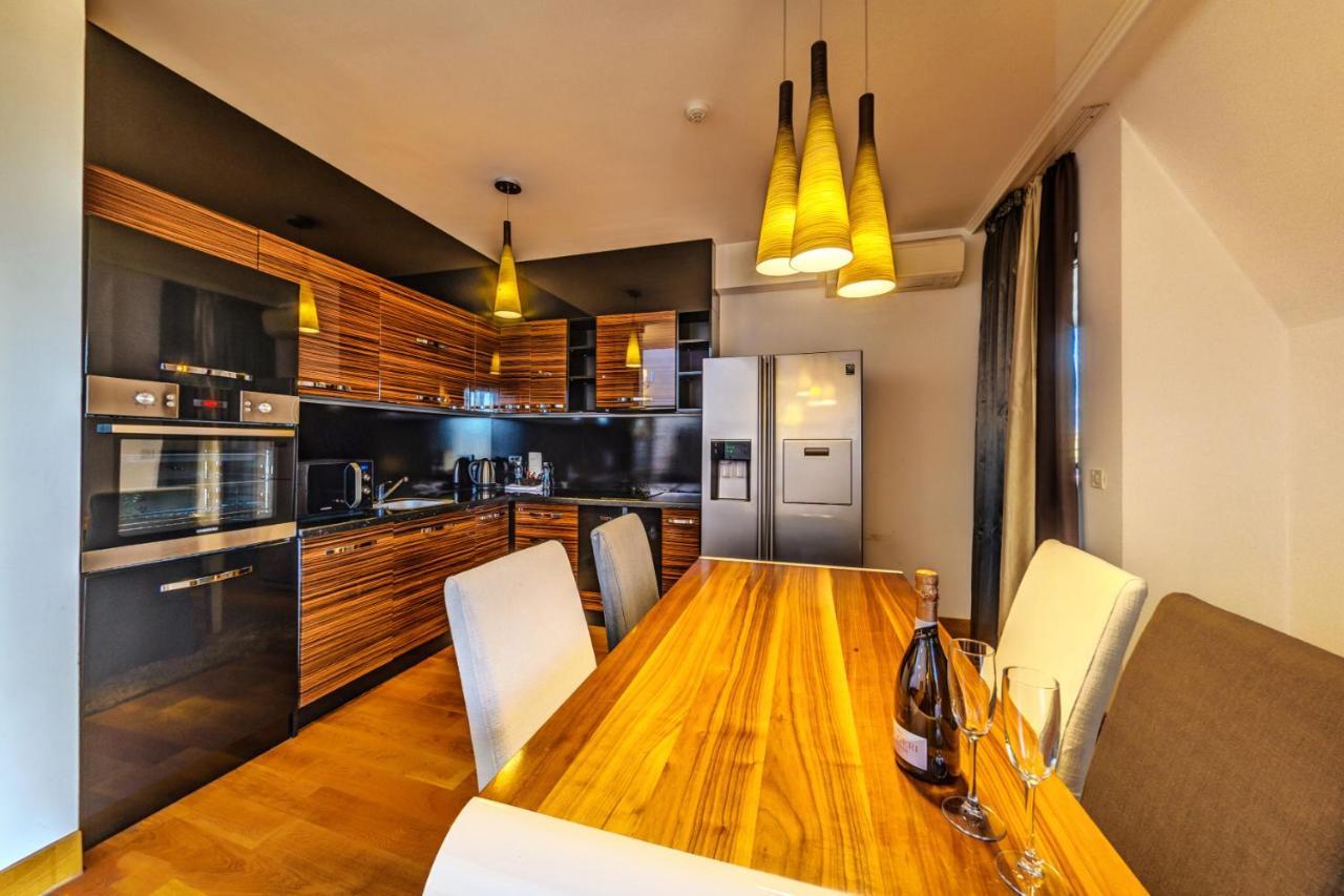 Capital City Center Apart Residence Plovdiv Exterior foto